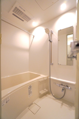 【浴室】 | ＴＲＡＤＩＳ西池袋 | ※写真は同タイプ住戸です。