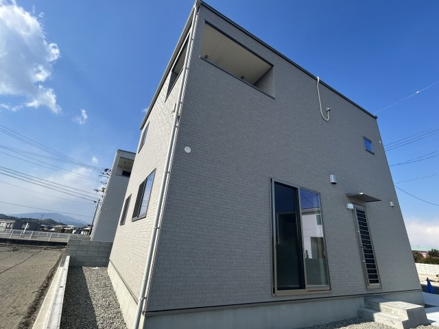 阿南市羽ノ浦町中庄池ノ上建売27の前面道路含む現地写真