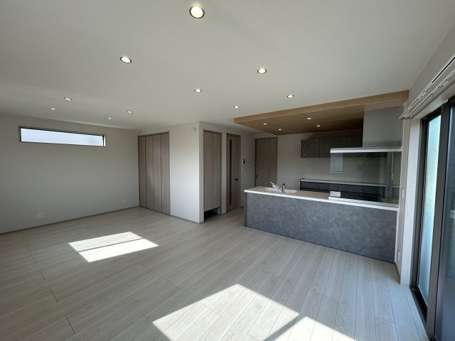 阿南市羽ノ浦町中庄池ノ上建売27の居間・リビング