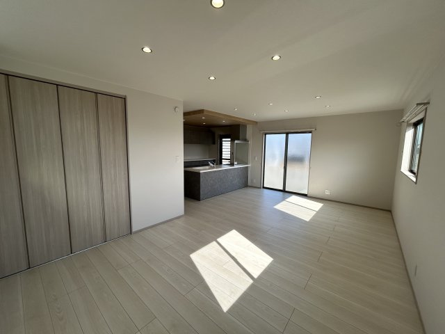 阿南市羽ノ浦町中庄池ノ上建売27の居間・リビング