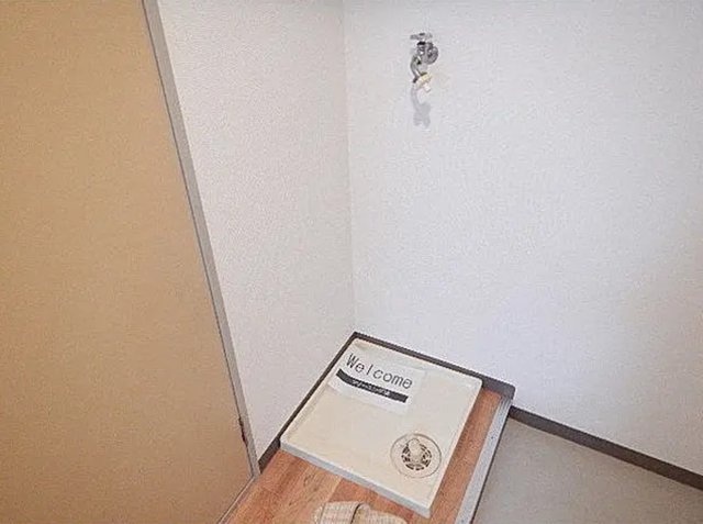 【大阪府】守口市金下町　1棟投資マンション＜シャトレヴェール守口＞のランドリースペース