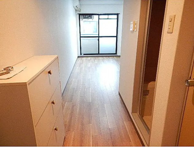 【大阪府】守口市金下町　1棟投資マンション＜シャトレヴェール守口＞の洋室