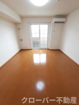 【洋室】 | リバーサイド三条