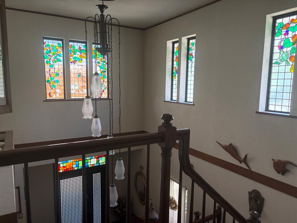 香里ケ丘2丁目　中古一戸建ての内装|玄関吹き抜け
■物件内覧・資金計画相談・住宅ローン相談、リフォーム相談、お問合せ受付中■
※当日・翌日のご内覧、ご相談はお電話でのお問合せがスムーズです！