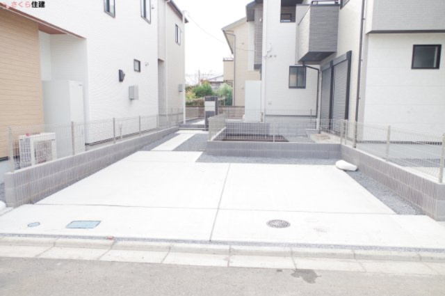 ブルーミングガーデン宇都宮市京町　1号棟の駐車場|駐車は並列2台可能です