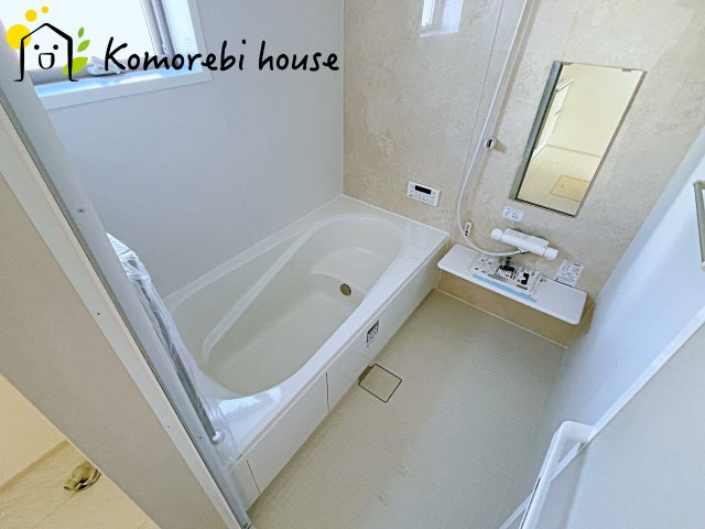 さいたま市西区宝来　新築一戸建て　リーブルガーデン　06の浴室|きれいなお風呂です
