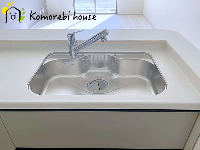 さいたま市西区宝来　新築一戸建て　リーブルガーデン　06のキッチン|キッチンです