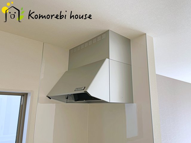 さいたま市西区宝来　新築一戸建て　リーブルガーデン　06のキッチン|コンパクトなキッチンで掃除もラクラク