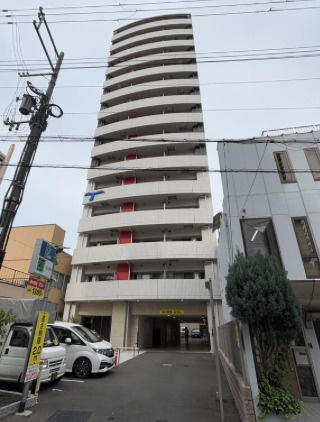 セレニテ中崎町リアンの外観