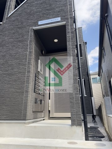 カインドネス柳沢中央のエントランス