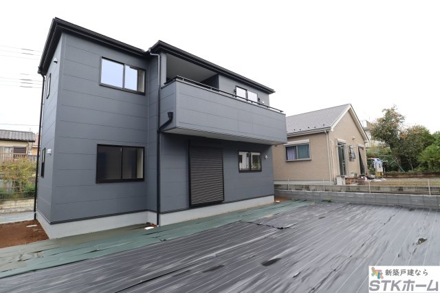 仲介手数料無料　蓮田市椿山第7　新築戸建　全１棟の前面道路含む現地写真