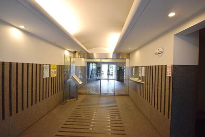 【ロビー】 | プリヴェ根岸