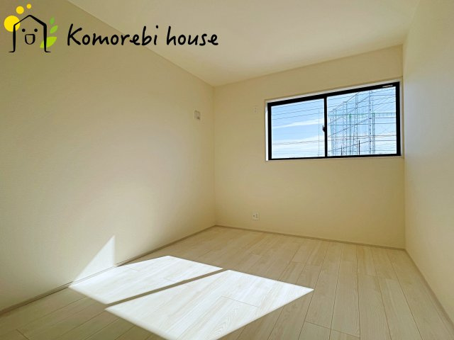 さいたま市西区宝来　新築一戸建て　リーブルガーデン　07の洋室|使い勝手のいい洋室です