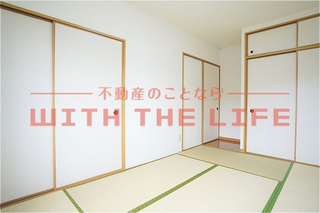 AMアオキ【キャッシュバック対象物件】の和室|和室ならではの温かな和の空間で寛ぎの時間を過ごせます