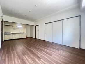 【居間・リビング】