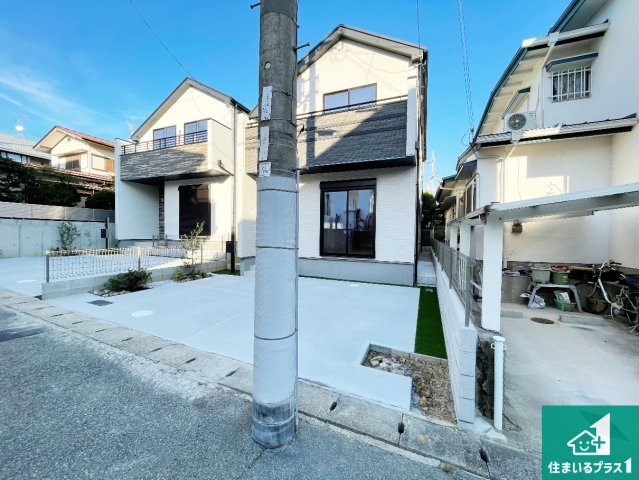 池田市旭丘　新築一戸建ての外観|お客様に長く安心して住んでいだだける事にこだわった家づくり！住んでからのアフターサービスにもしっかりと取り組んでいます！