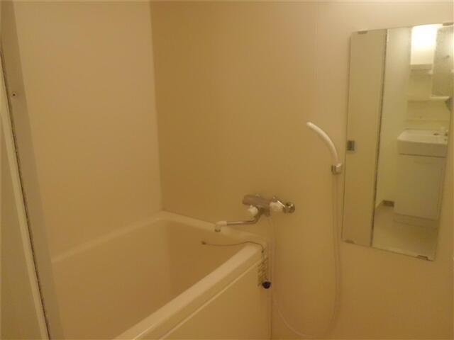 欅ハイツの浴室