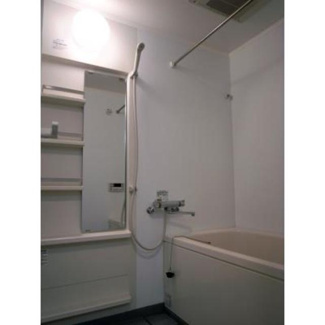 【浴室】 | ルミエール中町 | ※写真は同タイプ住戸です。