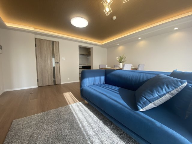 【居間・リビング】ダイアパレス自治医大３番館 