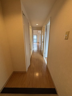 【玄関】 | ラフィーネ香里園