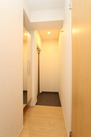 ジャスミン　Ａの玄関