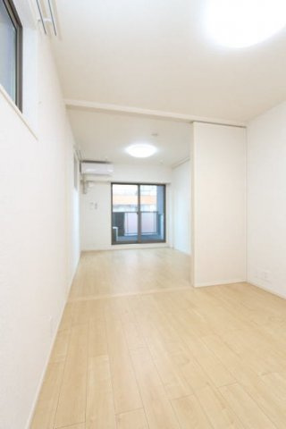 ジャスミン　Ａの居間・リビング