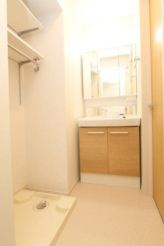 ジャスミン　Ａの洗面所