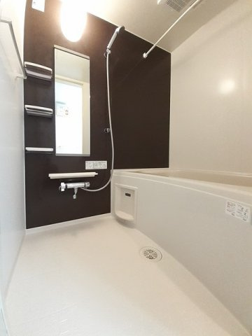 メゾフォルテの浴室