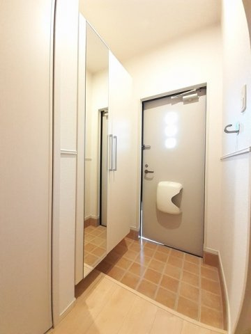 メゾフォルテの玄関