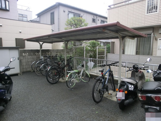 エステートピア細田のその他共用部分|自転車置き場。
