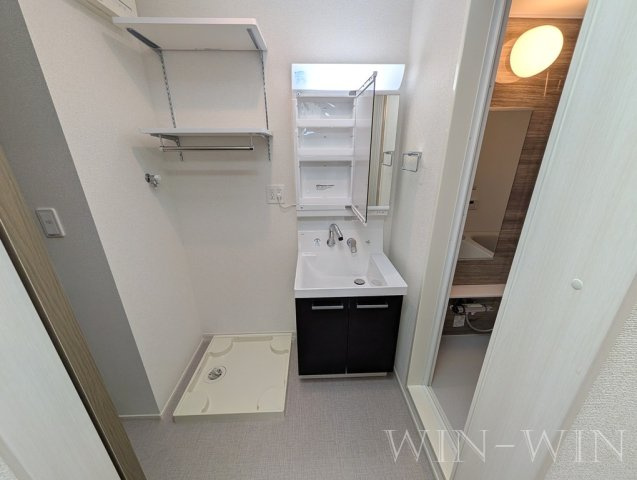 ヒカルサ豊橋東田町 Ⅱの洗面所