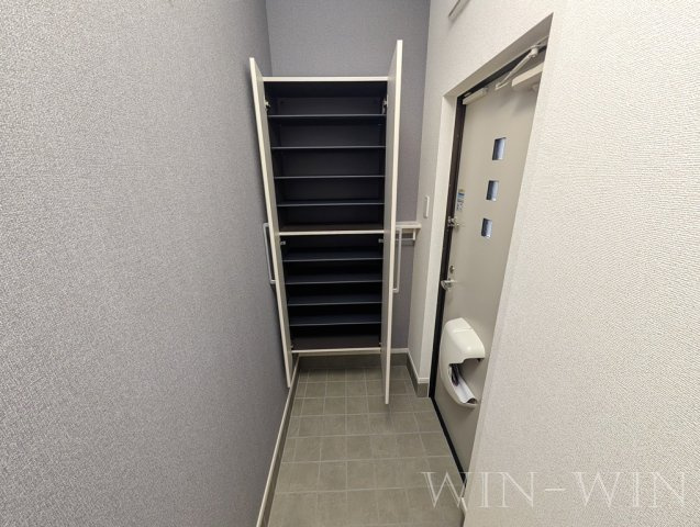 ヒカルサ豊橋東田町 Ⅱの玄関