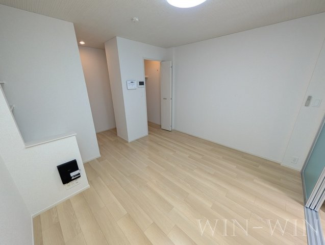 ヒカルサ豊橋東田町 Ⅱの居間・リビング