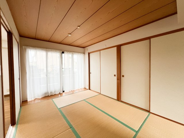 ヴィラージュ航洋の和室