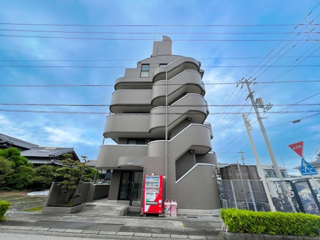 ヴィラージュ航洋の外観