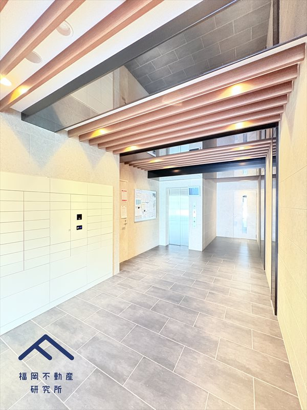 オープンレジデンシア天神今泉のエントランス