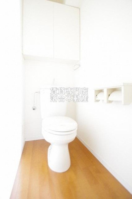 【トイレ】 | リシェス橋本 | 清潔感のあるトイレ