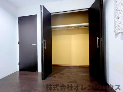 【収納】 | 秦野市南矢名 中古戸建 | 各部屋にクローゼット完備。ゆとりの収納で片付けも掃除もテキパキ完了