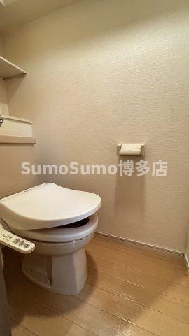 福岡市早良区西新５丁目の賃貸マンションのトイレ|清潔感のあるトイレです