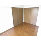 エステートロイヤル８号棟の画像