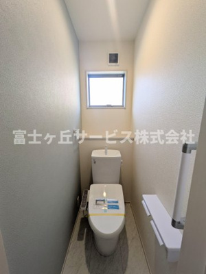 【トイレ】 | 磐田市赤池 4期 新築一戸建て | トイレです