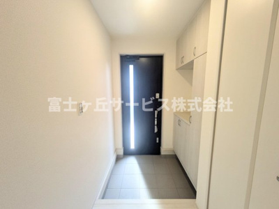 【玄関】 | 磐田市赤池 4期 新築一戸建て | 玄関です