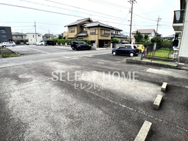 【駐車場】 | グリーンヒル光 | 駐車場があるので、車を買う予定の方も安心です