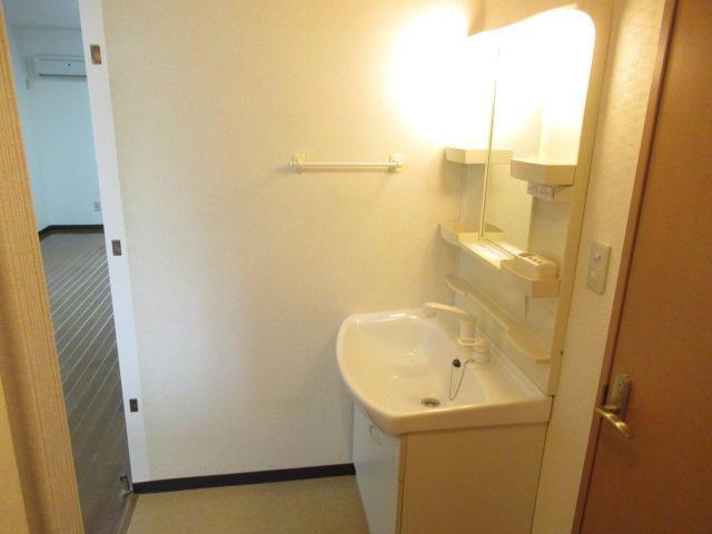 あすなろ壱番館の洗面所