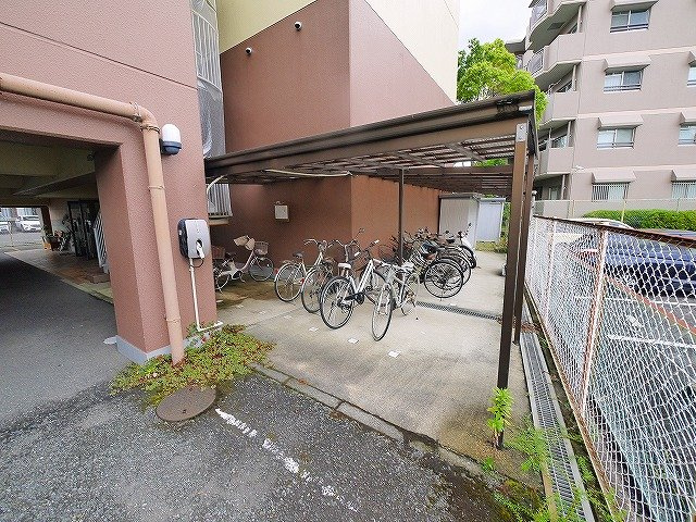 メゾン・デ・アムールのその他共用部分|駐輪場です