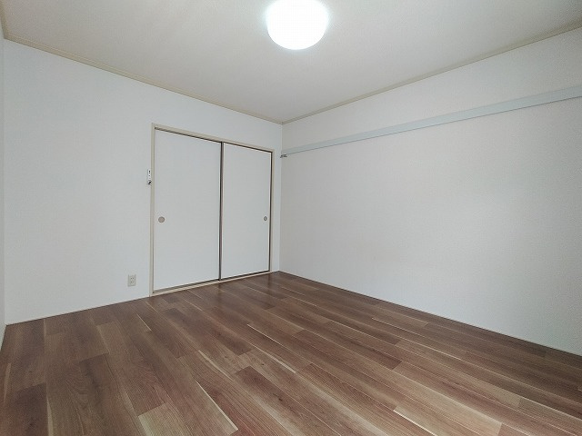 神戸市長田区高取山町１丁目の賃貸マンションの内装