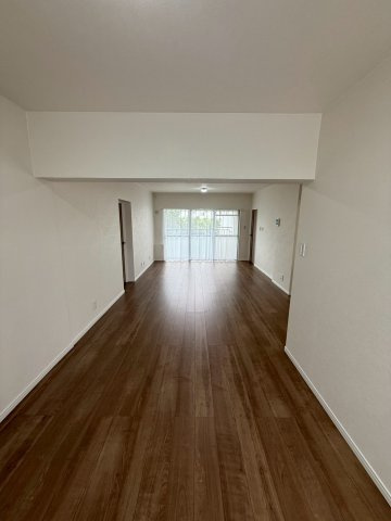 下月隈団地1号棟の洋室