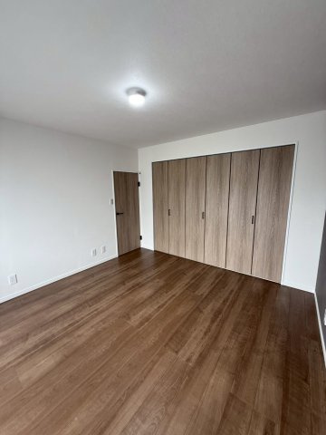 下月隈団地1号棟の洋室