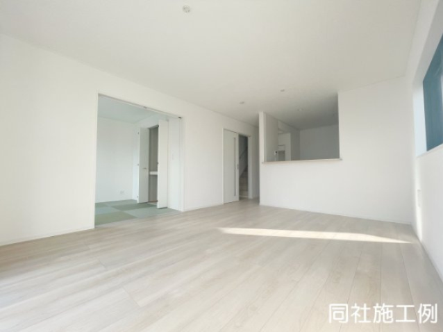 新築戸建・新築建売　相馬市沖ノ内二丁目【制震＋耐震】中村一小・中村一中の居間・リビング|同社施工例