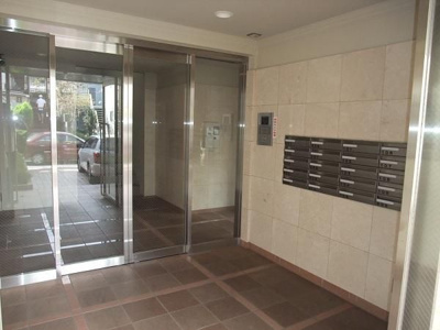 【エントランス】 | プライムコート中野